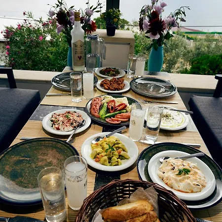 Moon & Sun Ξενοδοχείο *