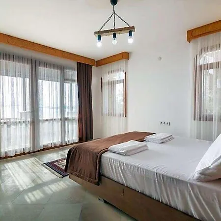 Moon & Sun Hotel 5*